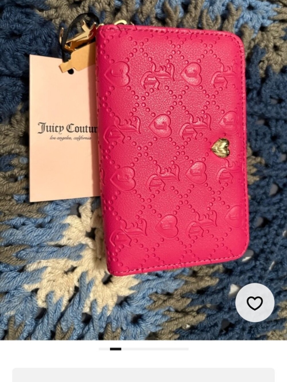Juicy Couture Fuchsia Embossed Heart Zip Wallet with Gold Accent. NWT - Picture 2 of 6